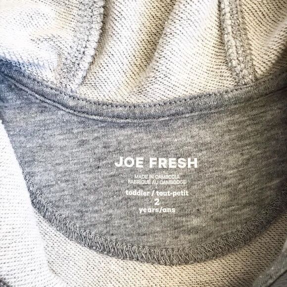 Joe Fresh  gray zip up hoodie VGUC 2T - Picture 3 of 4